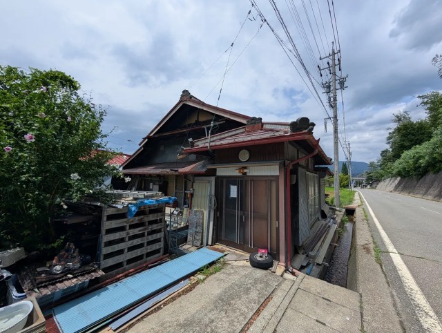  東筑摩郡筑北村坂北
